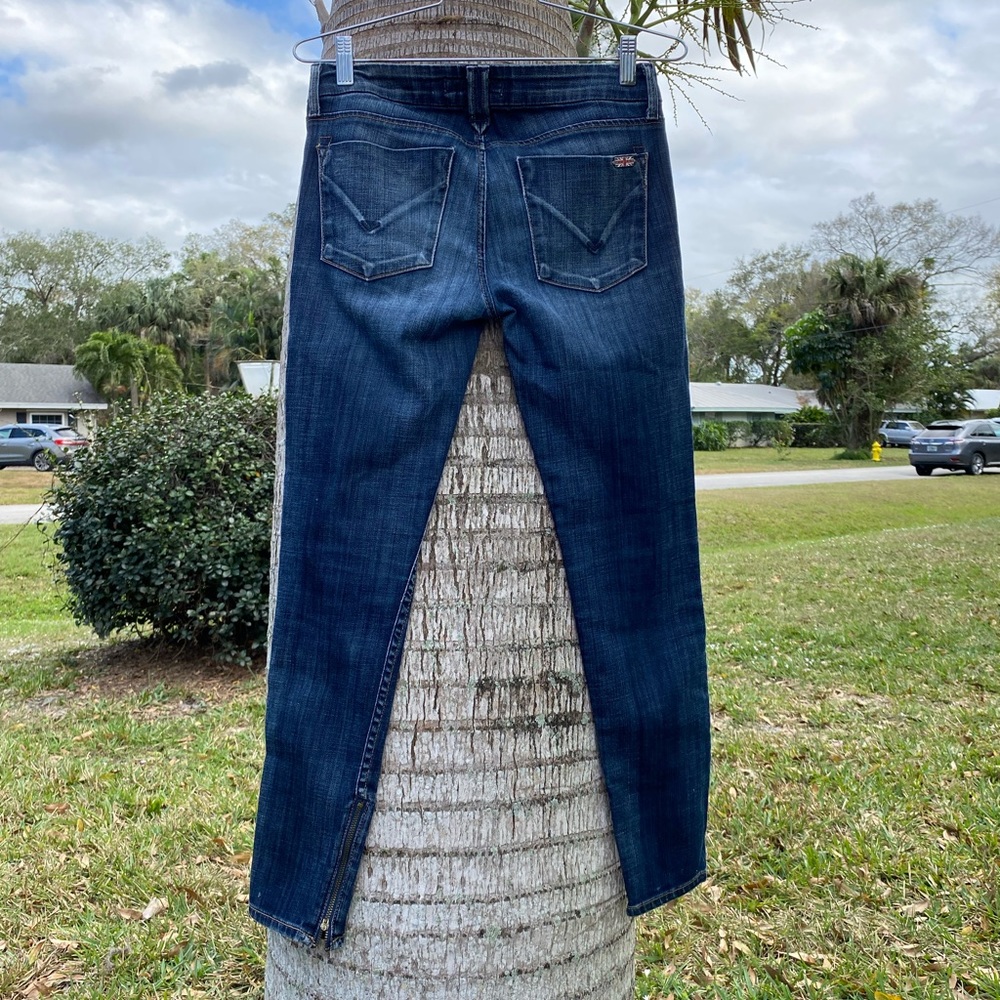 Hudson Jeans Zipper at ankle